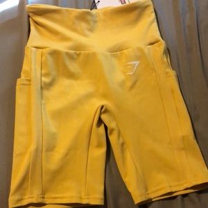 SOL Lift Powder yellow shorts